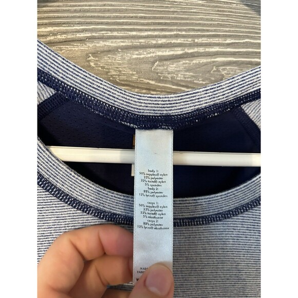 Lucy Tech M Workout Pullover Shirt Yoga Run Long Sleeve Top Ruching Keyhole Vent - Picture 3 of 8